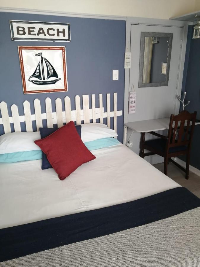 36 Mount Road Guesthouse And Self Catering ポート・エリザベス エクステリア 写真