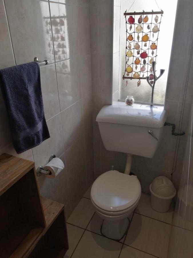 36 Mount Road Guesthouse And Self Catering ポート・エリザベス エクステリア 写真