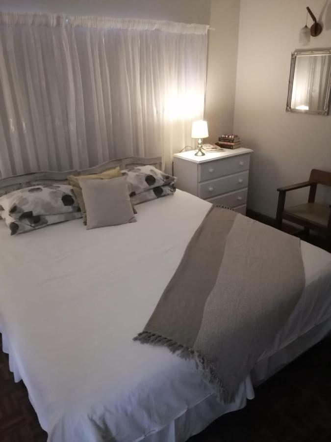 36 Mount Road Guesthouse And Self Catering ポート・エリザベス エクステリア 写真